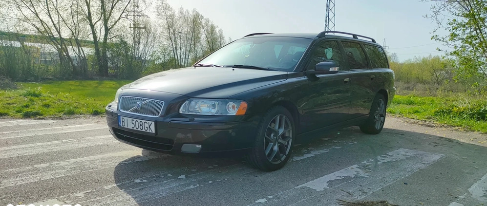 Volvo V70 cena 23900 przebieg: 228400, rok produkcji 2007 z Białystok małe 172